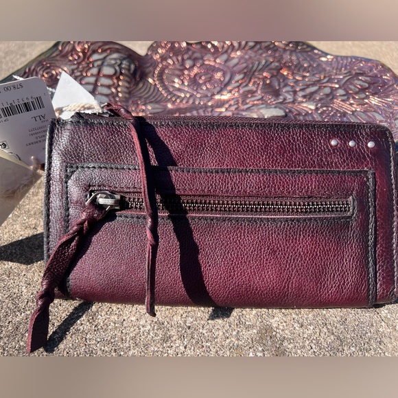 NWT Free People We The free Emerson BlackBerry Leather Wallet - Picture 2 of 12